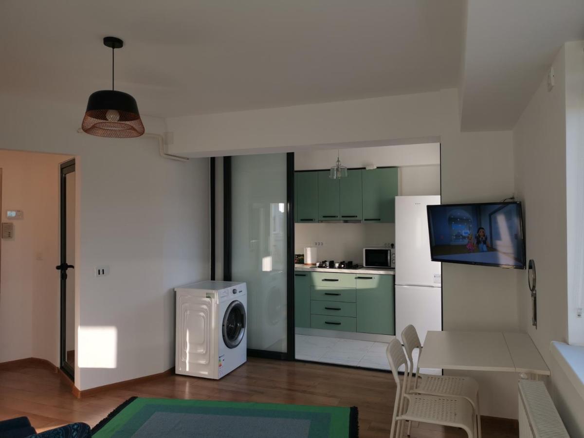 Michael Apartment กาลาจิ ภายนอก รูปภาพ