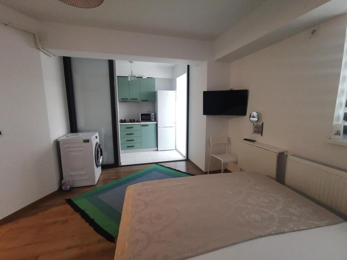 Michael Apartment กาลาจิ ภายนอก รูปภาพ